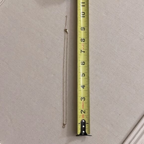 Gold finished pineapple necklace - Picture 4 of 7